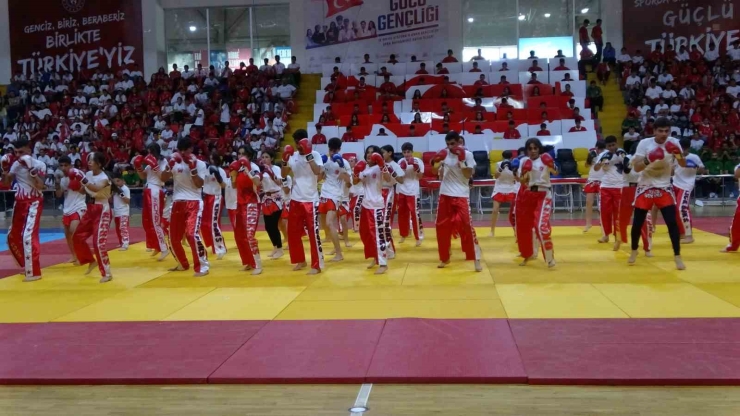 Adıyaman’da 19 Mayıs Coşkuyla Kutlandı