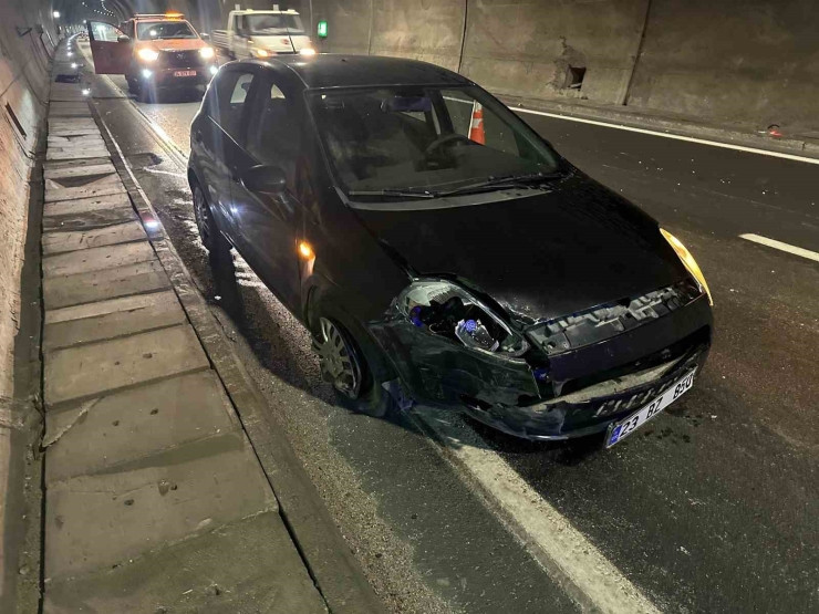 Erkenek Tünelinde Trafik Kazası: 1 Yaralı