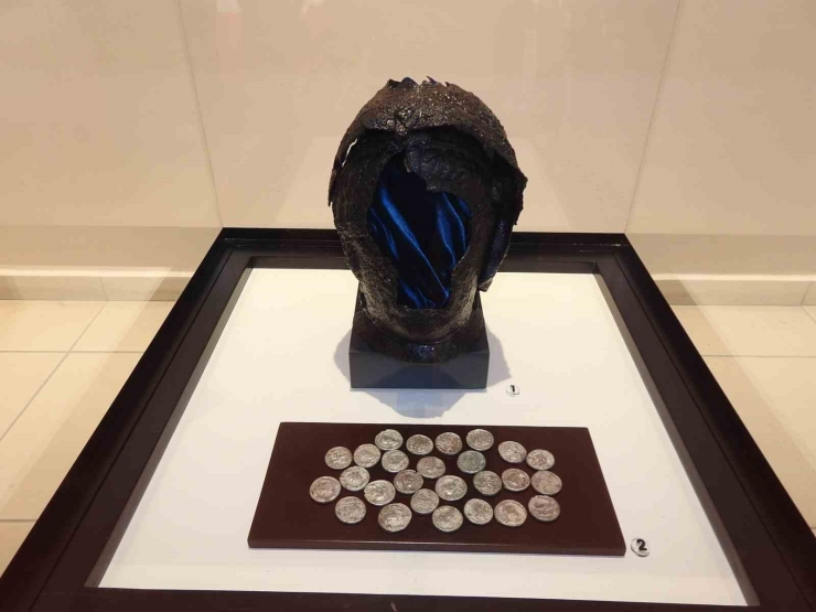 Zeugma Antik Kenti’nden Çıkarılan 33 Eser Sanatseverlerle Buluşturuldu