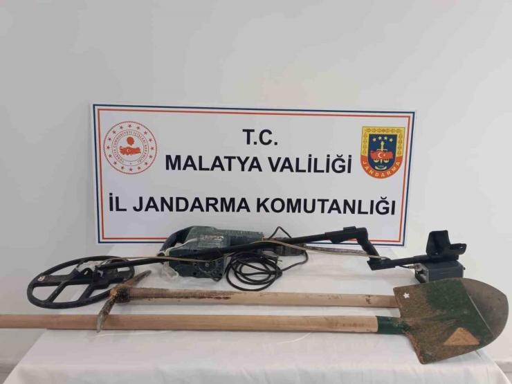 Malatya’da Kaçakçılık Operasyonları: 9 Gözaltı