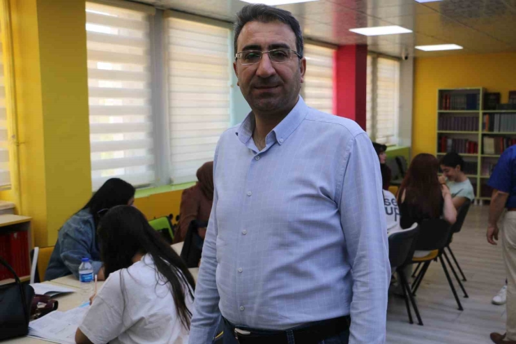 Diyarbakır’da "türkiye Yüzyılında Kızlar Okuyor" Projesi