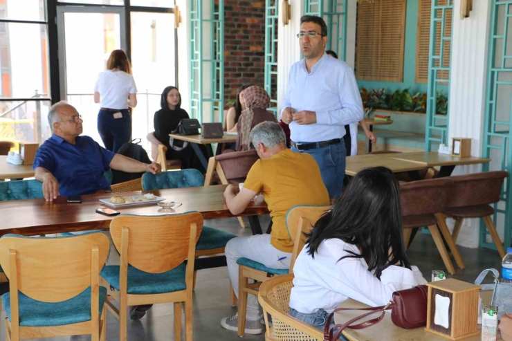 Diyarbakır’da "türkiye Yüzyılında Kızlar Okuyor" Projesi