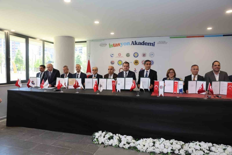 Gaziantep’te Akademik İş Birliği İçin Stratejik Adım