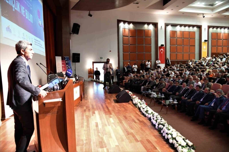 Malatya’da Uluslararası Bilim Buluşması