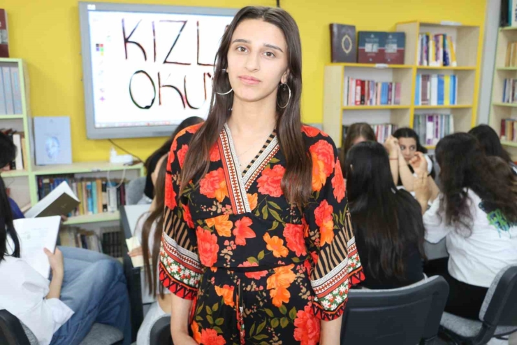 Diyarbakır’da "türkiye Yüzyılında Kızlar Okuyor" Projesi