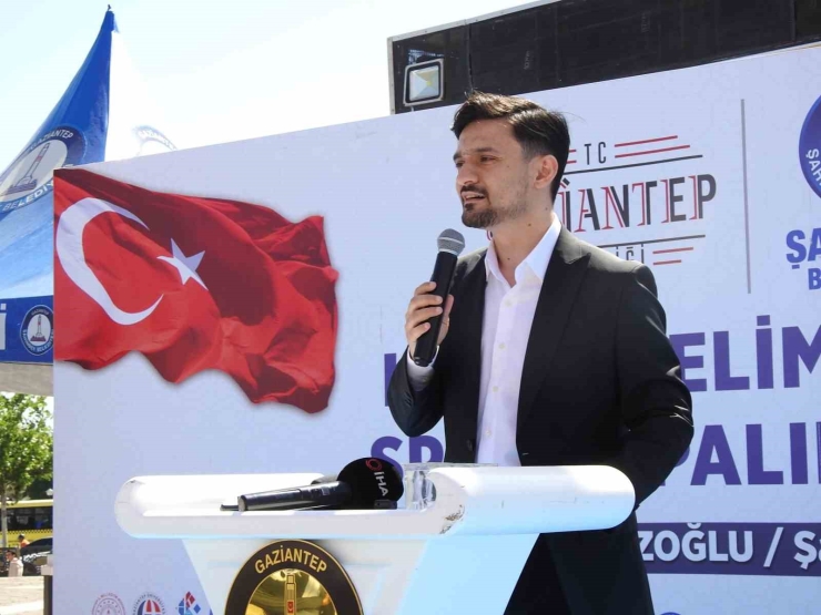 Gaziantep’te Kan Bağışı Kampanyasına Vatandaşlar Akın Etti
