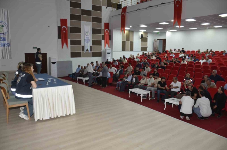 Besni’de "sanal Kumar Bağımlılığı İle Mücadele" Eğitimi Gerçekleştirildi