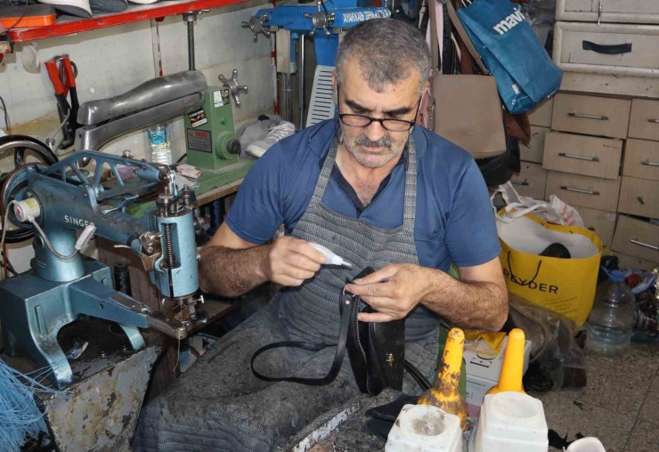 Ayakkabı Tamirciliği Mesleği Ölüyor