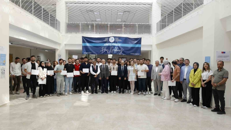 Gibtü’de 20’den Fazla Proje Görücüye Çıktı