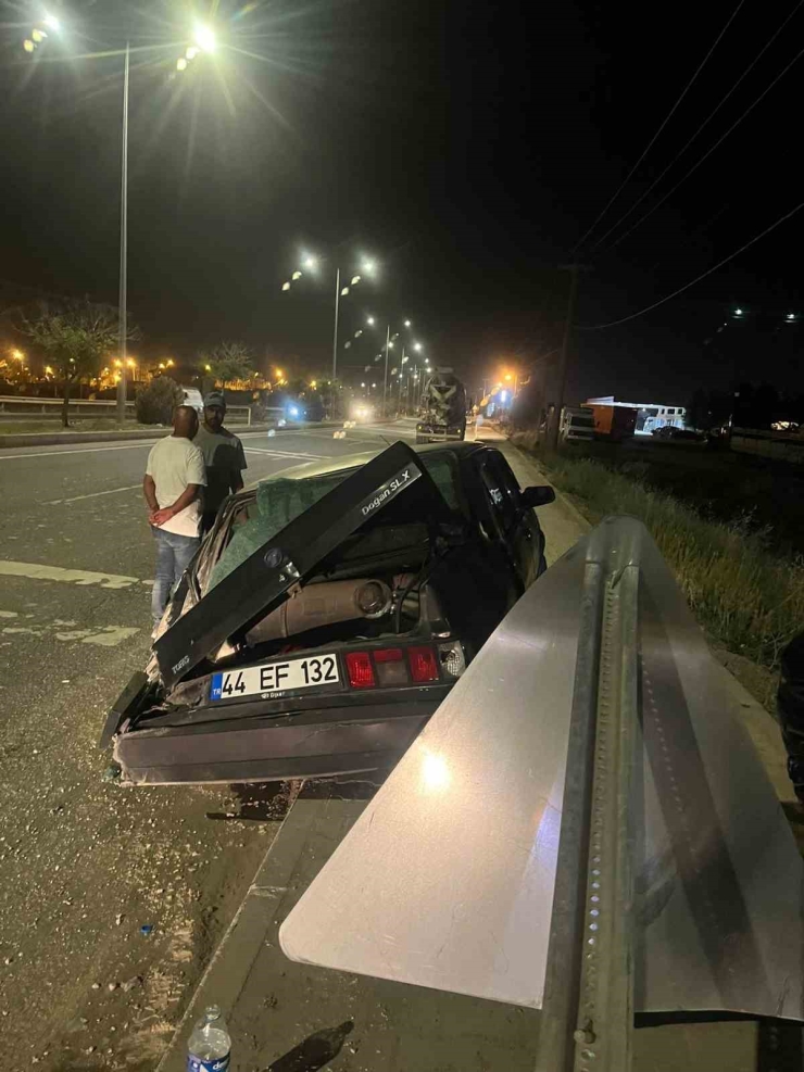 Mikser Otomobile Çarptı, 1 Yaralı