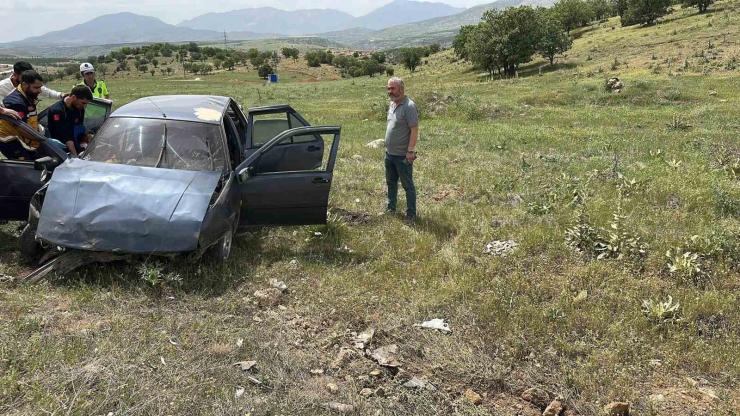 Malatya’da Otomobil Takla Attı, 1 Kişi Yaralandı