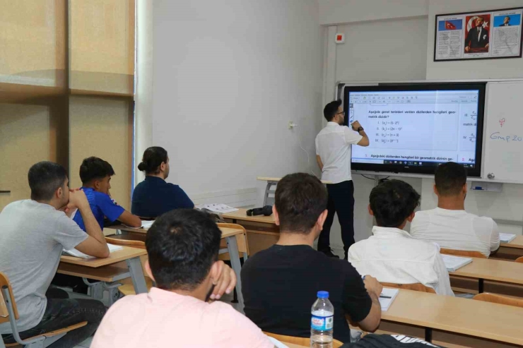 Haliliye Belediyesi’nden Eğitime Destek
