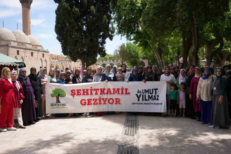 Şehitkamilli Kadınlardan Şanlıurfa’ya Tarihi Gezi