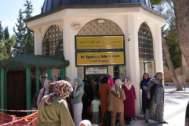 Şehitkamilli Kadınlardan Şanlıurfa’ya Tarihi Gezi