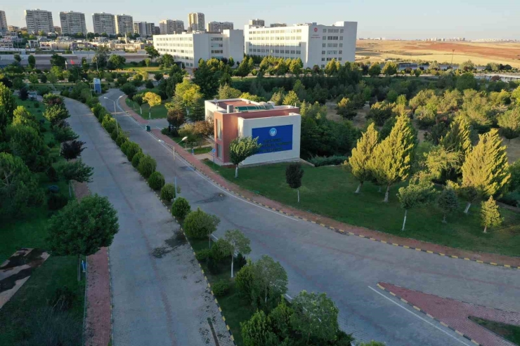 Gibtü Ve Şam Üniversitesi’nden Uluslararası İş Birliği: "özgürlükten İnşaya" Sempozyumu