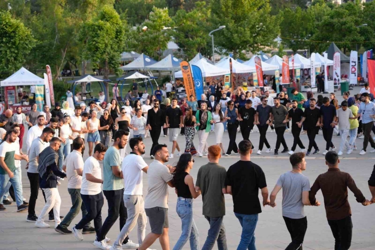 Adıyaman Üniversitesi’nde Bahar Şenliği