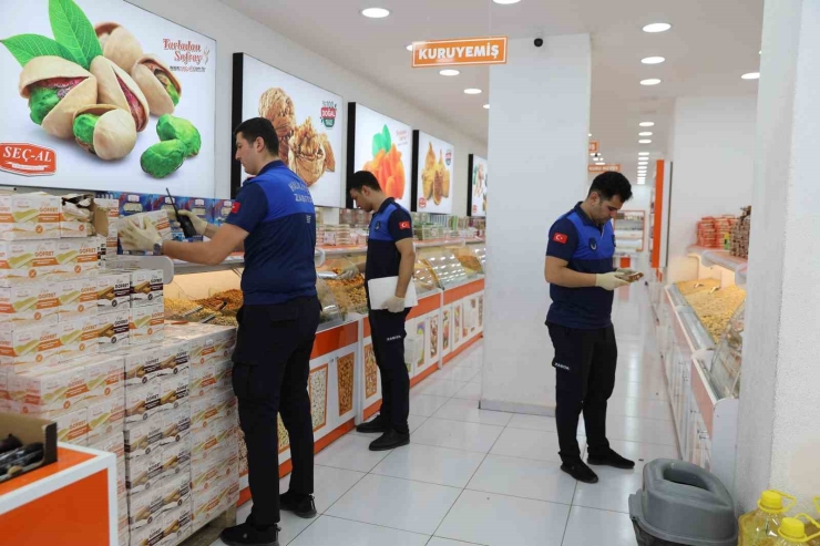 Haliliye Belediyesi’nden Tatlı Ve Şekerleme Satış Noktalarına Sıkı Denetim