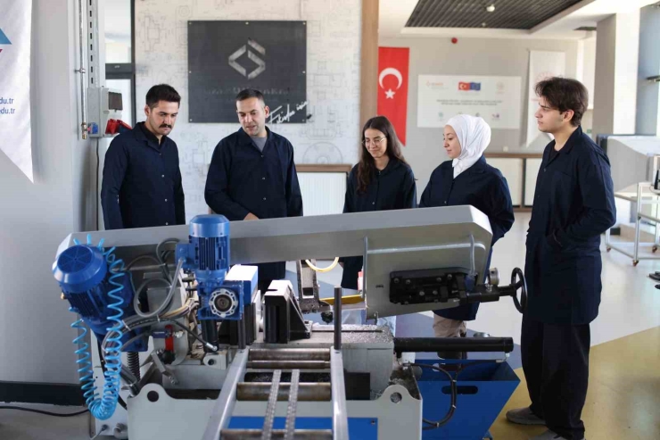 Hasan Kalyoncu Üniversitesi, Girişimci Ve Yenilikçi Üniversiteler Arasında Zirveye Yükseldi