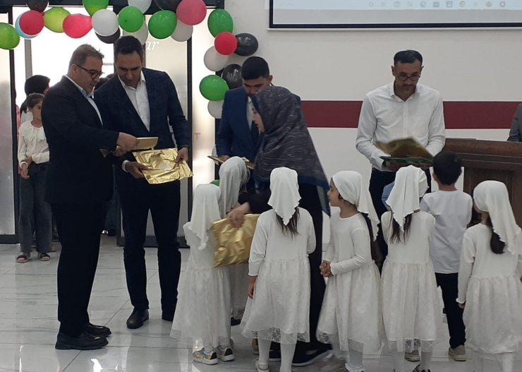 Samsat’ta Kur’an Kursu Öğrencileri Yılsonu Programı Düzenledi