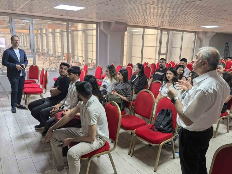 Diyarbakır’da Şampiyon Oyunculara Destek