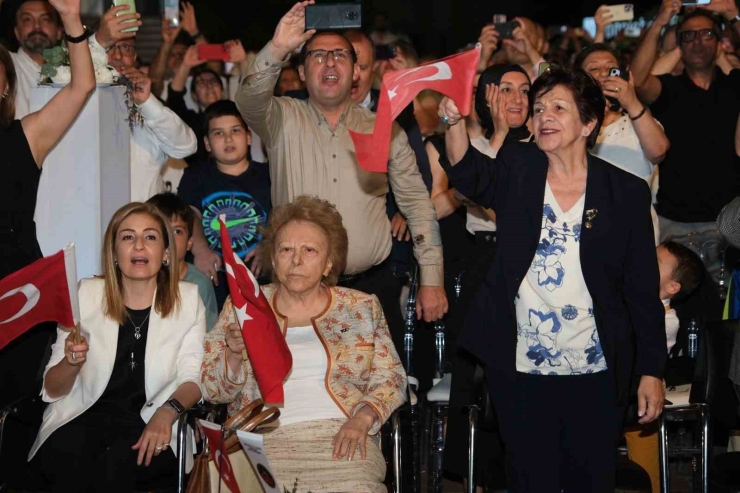 Gkv Ortaokul Mezunlarını Uğurladı