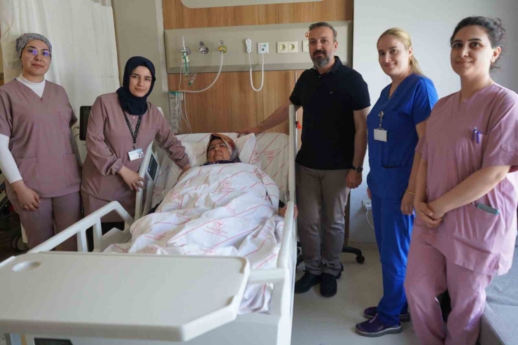 Adıyaman’da V-notes İle Rahim Alma Operasyonu Gerçekleştirildi