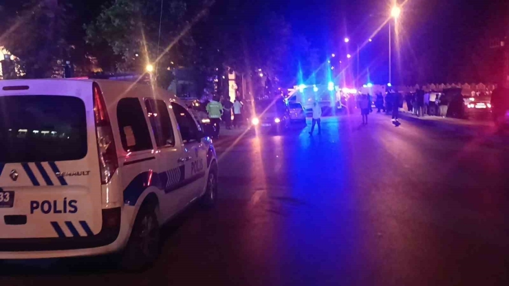 Gaziantep’te İki Araç Kafa Kafaya Çarpıştı: 5 Ölü, 2 Yaralı