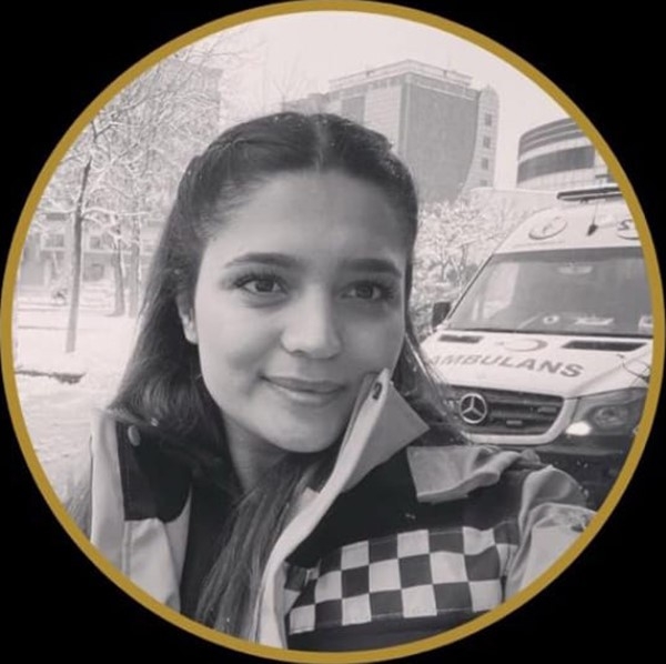 Kazada Hayatını Kaybeden Paramedik Anne Ve 2 Çocuğu, Yakınlarına Teslim Edildi