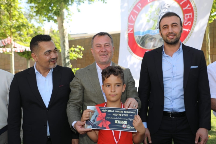 Nizip’te Bahar Satranç Turnuvası Coşkusu