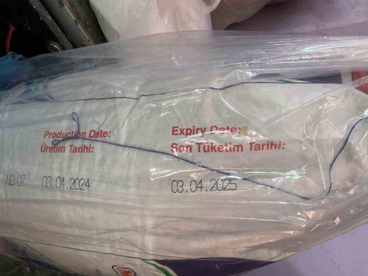 Diyarbakır’da 372 Kilo Bozulmuş Ve Tarihi Geçmiş Ürüne El Konuldu
