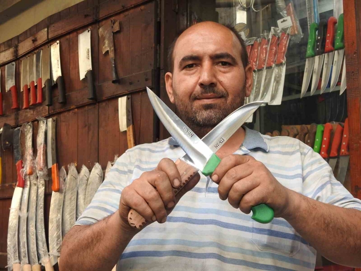 Gaziantep’te Bıçakçıların "kurban Bayramı" Mesaileri Yoğunlaştı