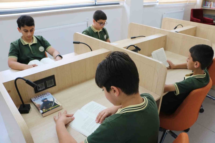 Diyarbakır’daki Öğrenciler Bursluluk Sınavında Büyük Başarı Elde Etti