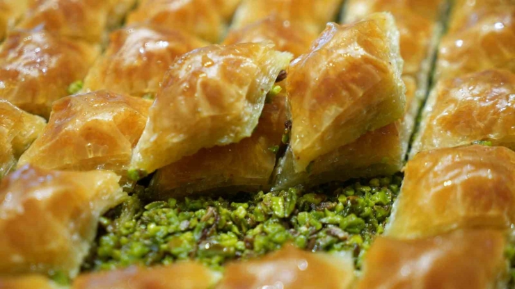Gaziantep’te Baklavacıların Bayram Mesaisi Başladı