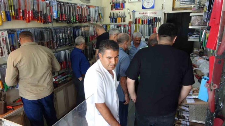 Adıyaman’da Bileyicilerde Kurban Bayramı Yoğunluğu