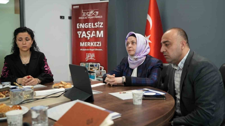 Engelsiz Yaşam Merkezi’nde Bilim Kurulu Kuruldu