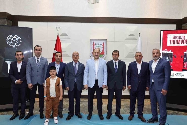 Gülpınar Personelleriyle Bayramlaştı