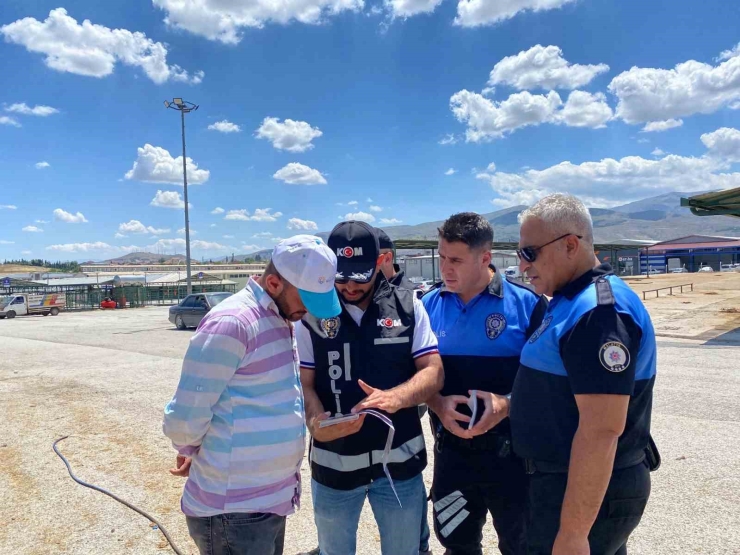 Malatya’da Kurban Satıcılarına Sahte Para Uyarısı