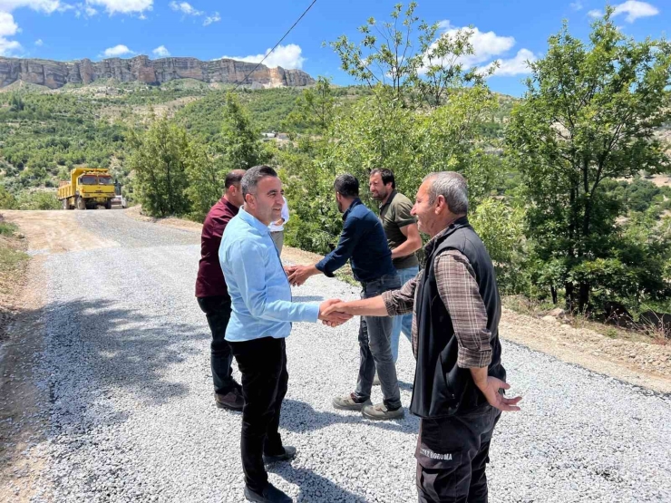 Akçadağ’da Yollar Yenileniyor