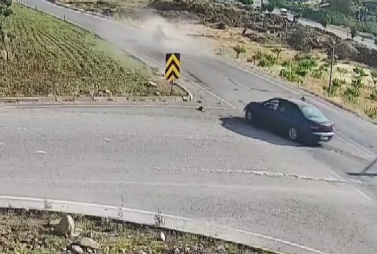 Kırmızı Işık İhlali Kazaya Neden Oldu, 5 Kişi Yaralandı