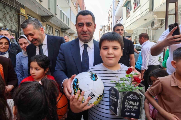 Milletvekili Bozgeyik, Sahayı Boş Bırakmıyor