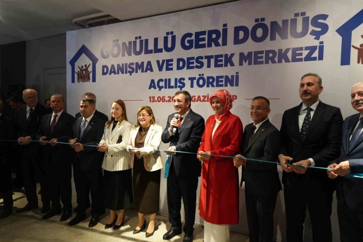 Cevdet Yılmaz: "israil’in İran’a Yönelik Saldırısı Hiçbir Hukuki Temeli, Meşruiyeti Olmayan Bir Saldırı"