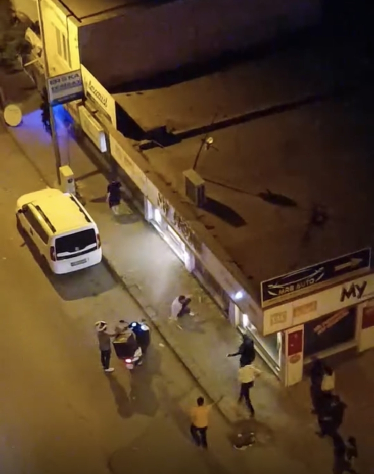 Adıyaman’da Taşlı Sopalı Kavga Kamerada: 10 Yaralı