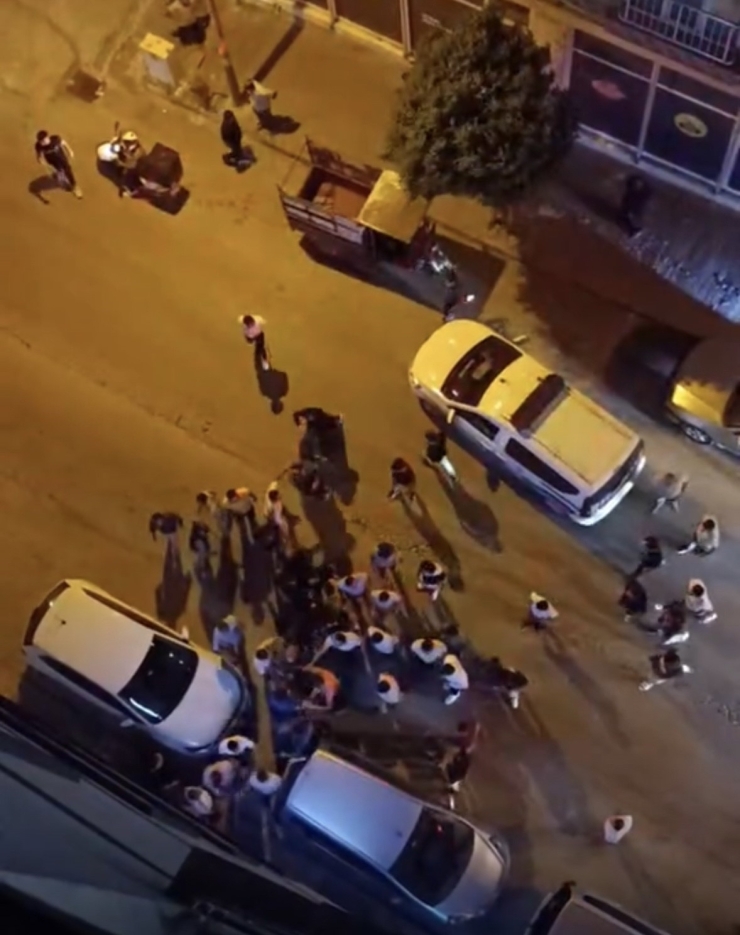 Adıyaman’da Taşlı Sopalı Kavga Kamerada: 10 Yaralı