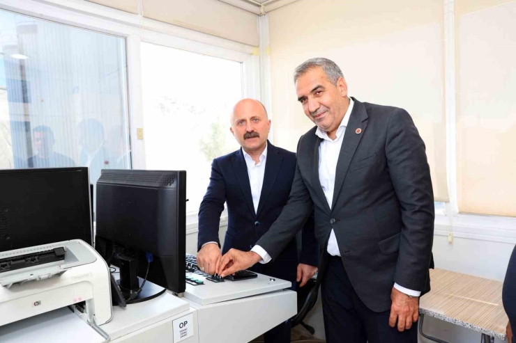 İl Özel İdaresi Asfalt Sezonunu Başlattı