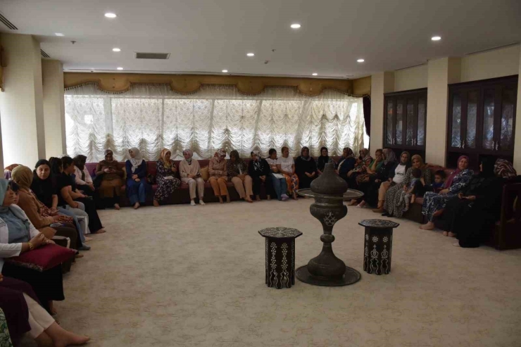 Geçmişi Geleceğe Taşıyan Oda: Şark Odası