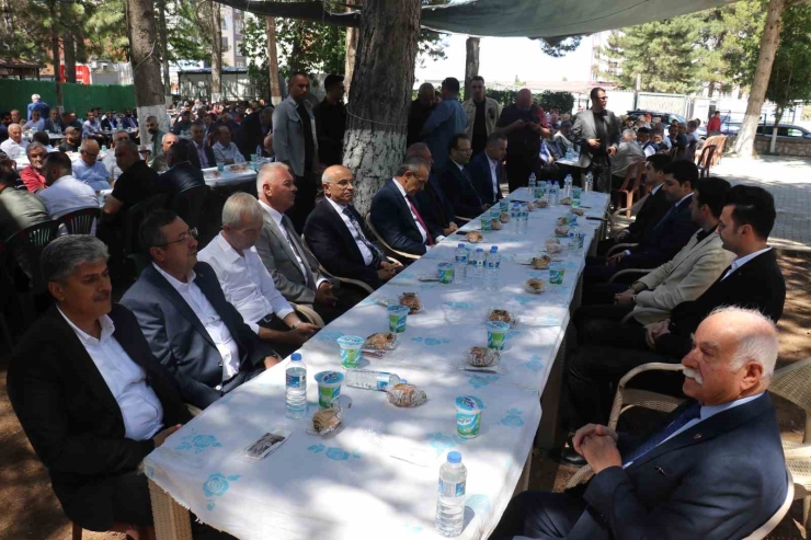 Doğanşehir’de Vahap Küçük Vefatının Beşinci Yılında Dualarla Anıldı