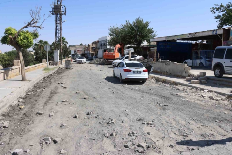 İki Tarihi Mekan Arasındaki Yol Yenileniyor