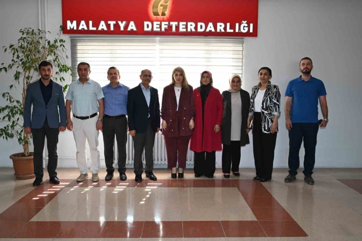 Milletvekili Ölmeztoprak’tan Defterdarlık Ziyareti