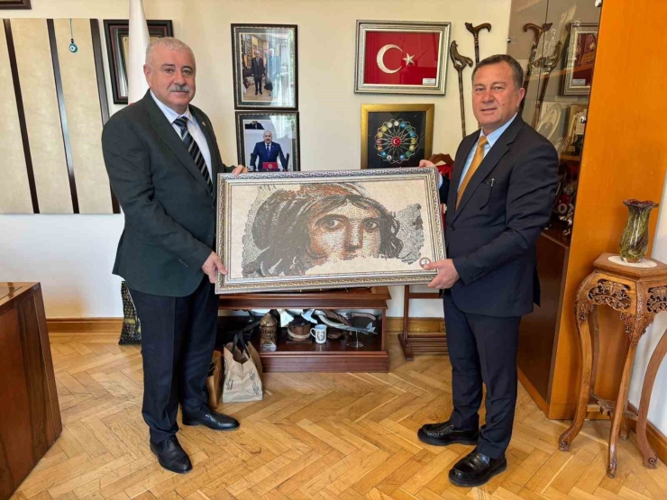 Belediye Başkanı Doğan Ankara’da
