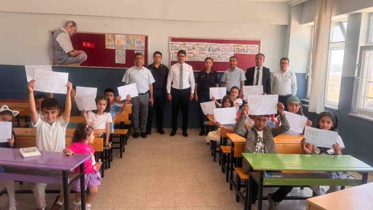 Yavuzeli’nde 5 Bin Öğrenci Karne Sevinci Yaşadı